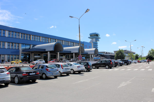 Airport in Bkarest - Aeroportul Internațional Henri Coanda Bucureşti